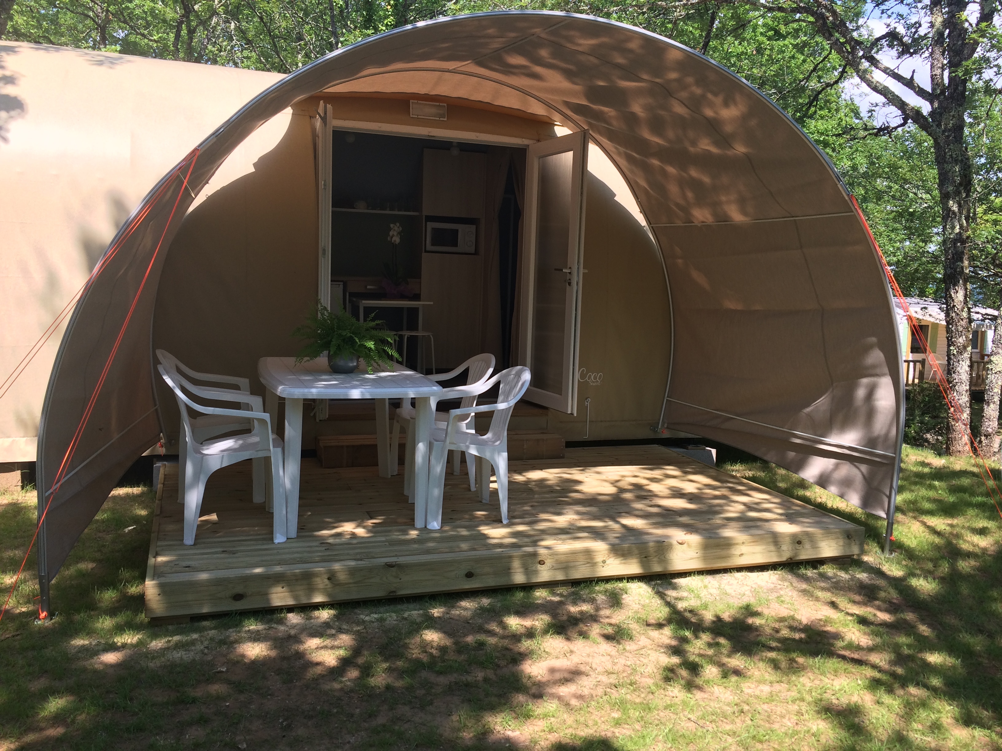 location-insolite-dordogne-camping