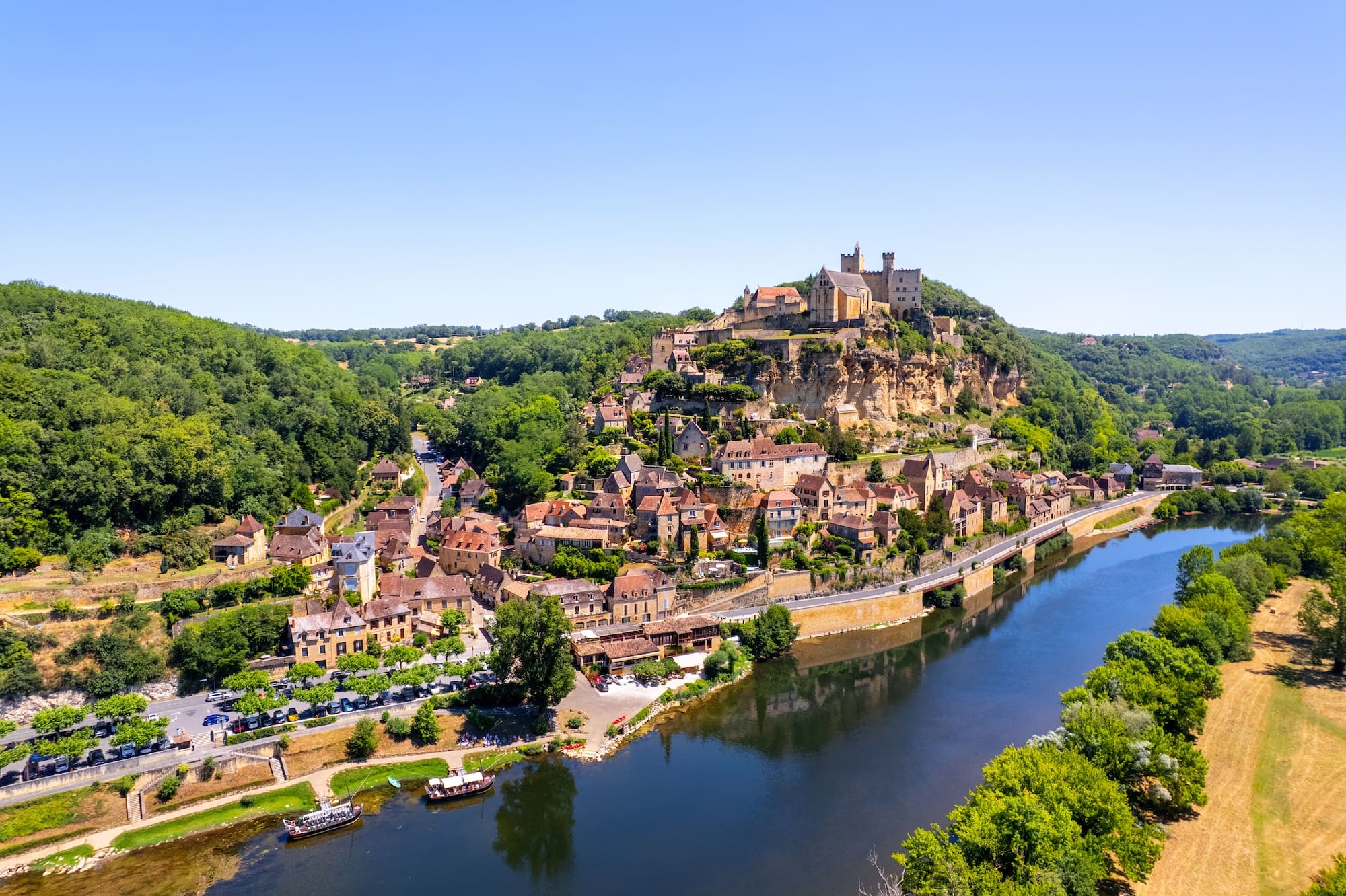 beynac cazenac chateau dordogne