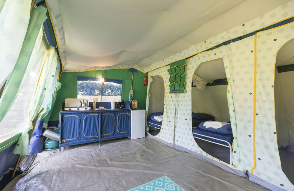 camping-le-daguet-tentes-toilees-tout-equipees