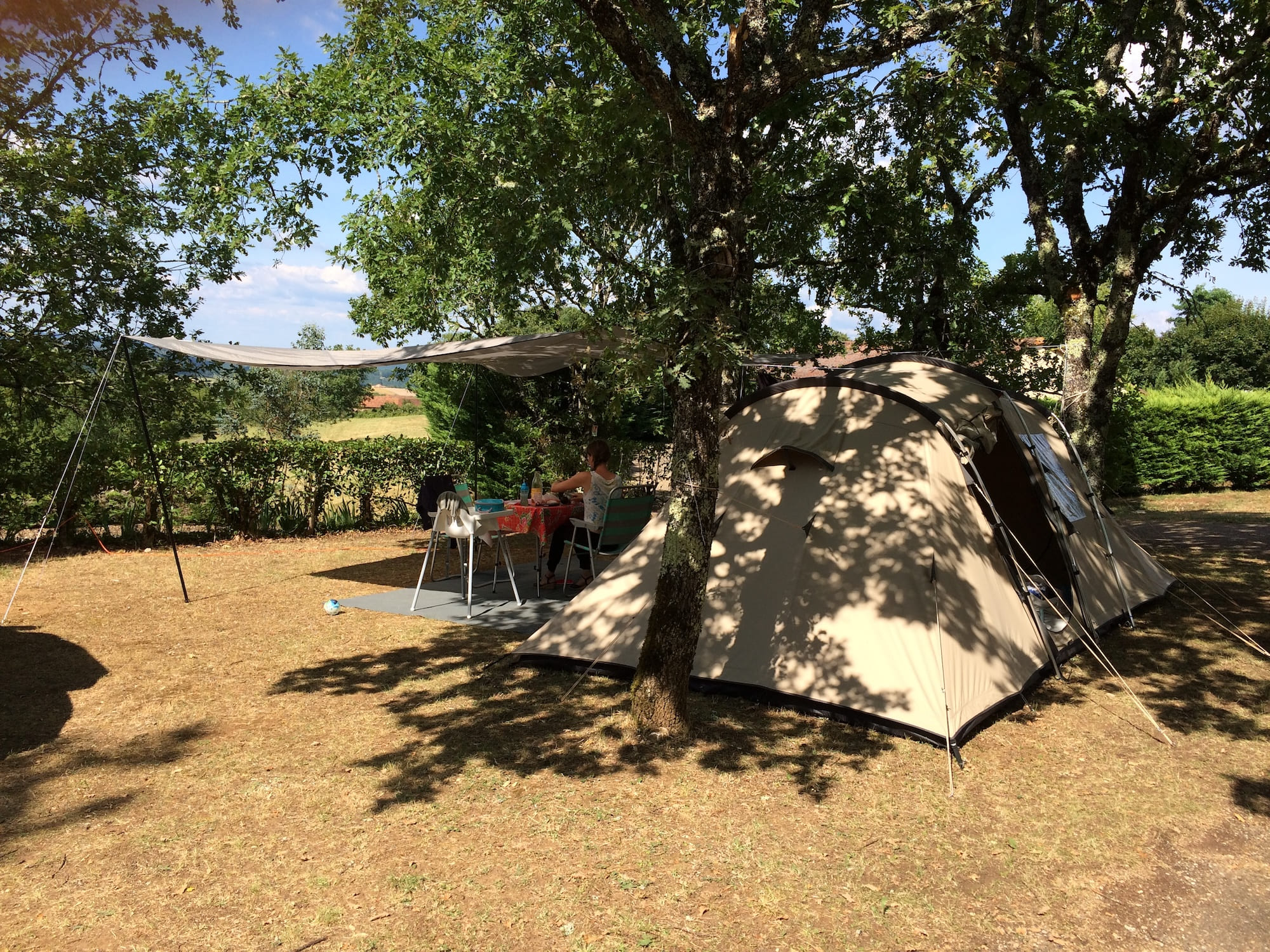 le daguet shaded pitch tent