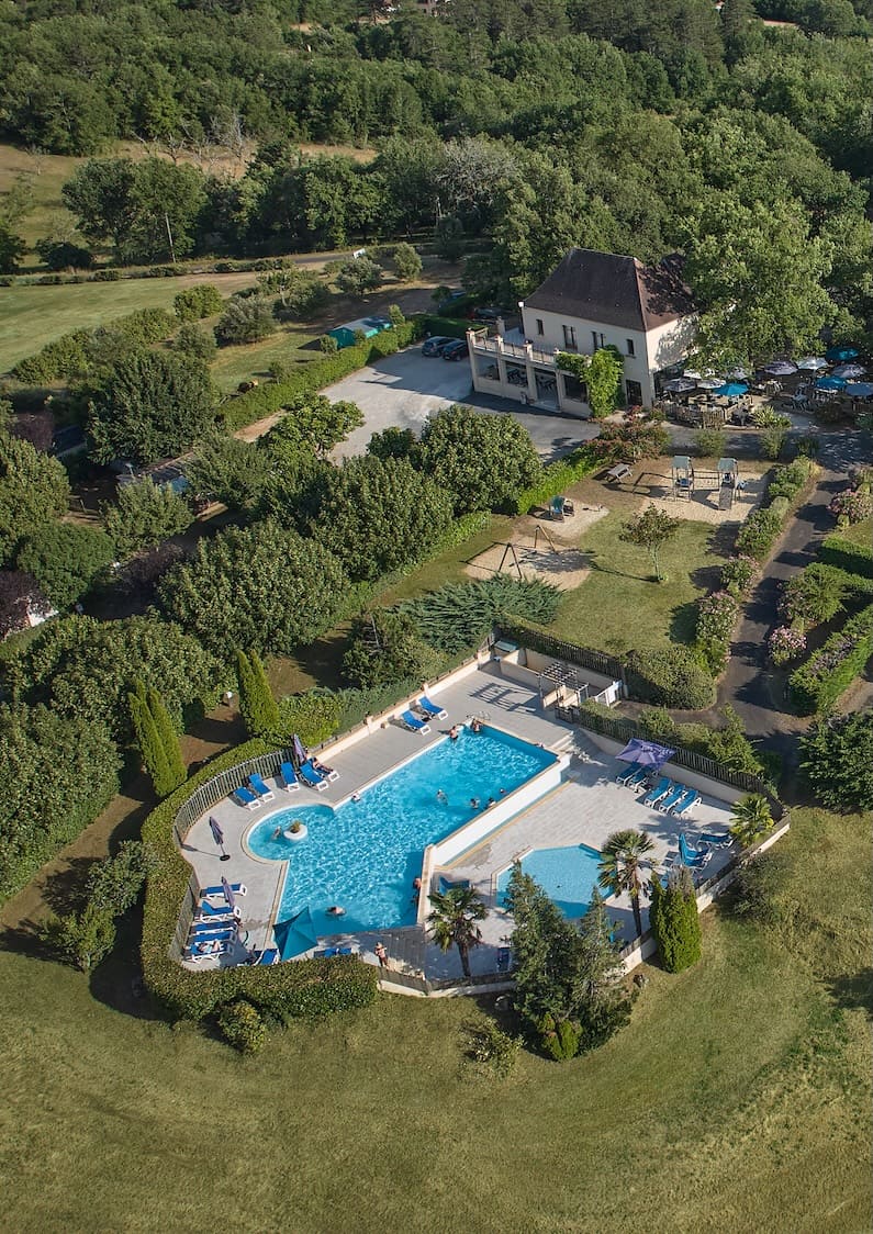 le daguet vue aerienne drone camping nature